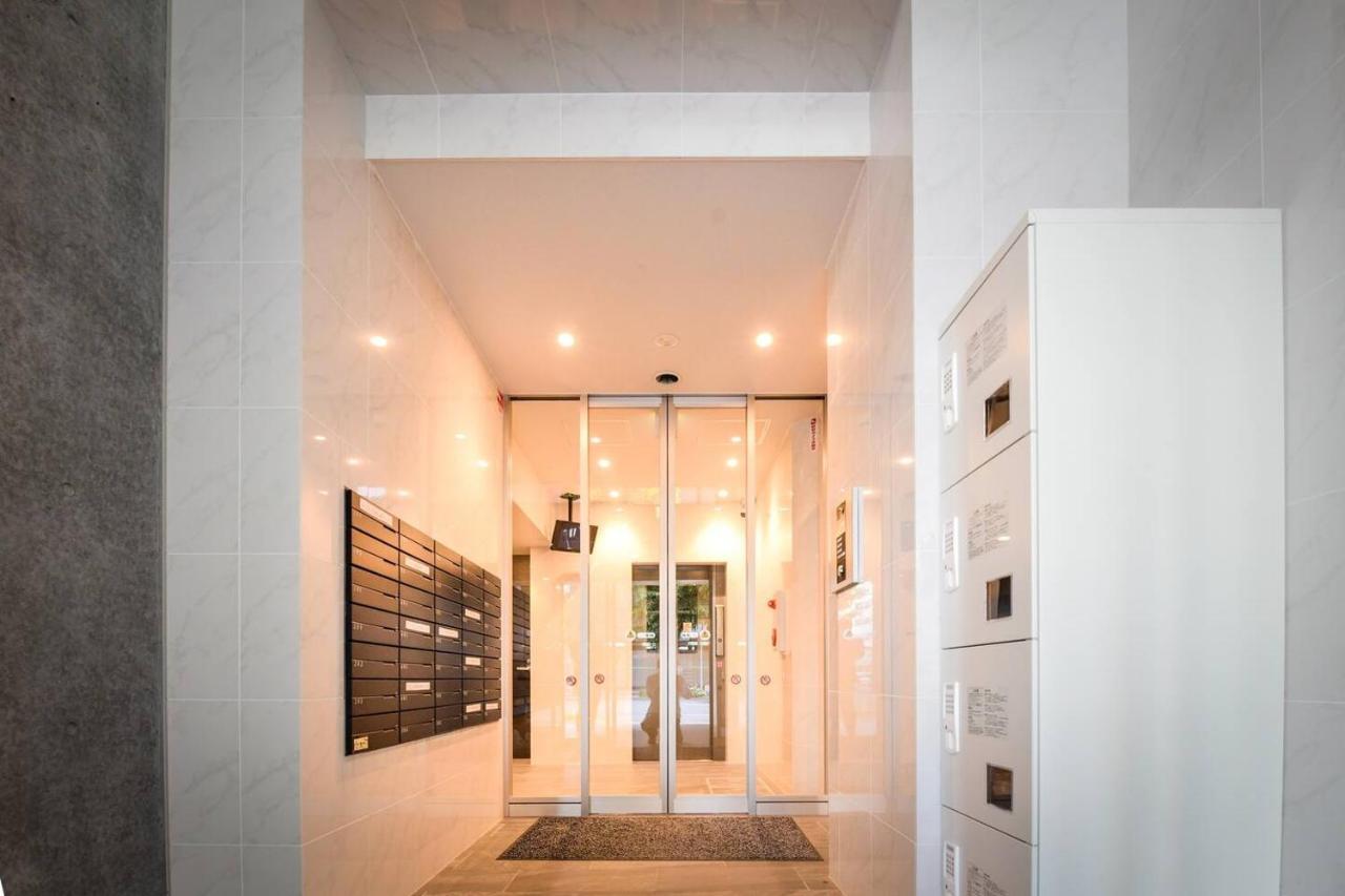 Momo Premium 402 Apartment Sapporo Luaran gambar